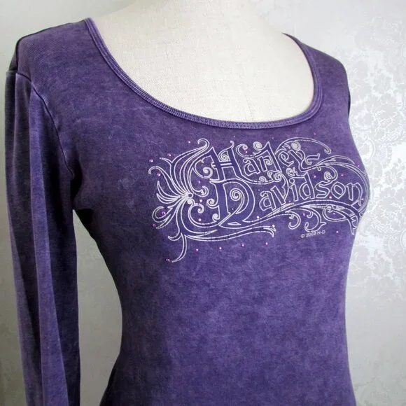 HARLEY-DAVIDSON TOP, M-L, LONG SLEEVED & LONG BODY FANCY LOGO, PURPLE COTTON H-D - Picture 4 of 7